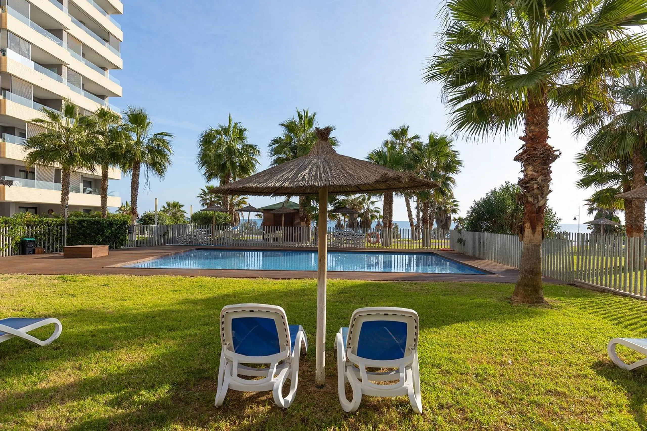 PENTHOUSE WITH SEA VIEWS IN PANORAMA MAR 3 BED. 2 BATHS. GARAGE + STORAGE INCLUDED. AREA OF 139 M2.