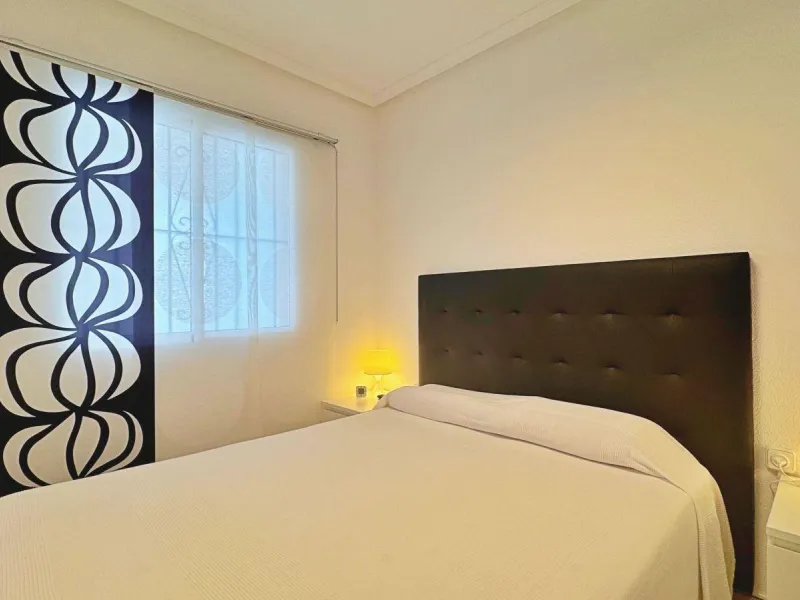 APARTMENT WITH LARGE TERRACE AND COMMUNITY SWIMMING POOL IN LA MATA. 1 BED. 1 BATH. AREA OF 45 M2.