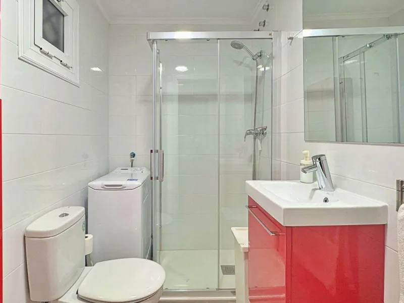APARTMENT WITH LARGE TERRACE AND COMMUNITY SWIMMING POOL IN LA MATA. 1 BED. 1 BATH. AREA OF 45 M2.