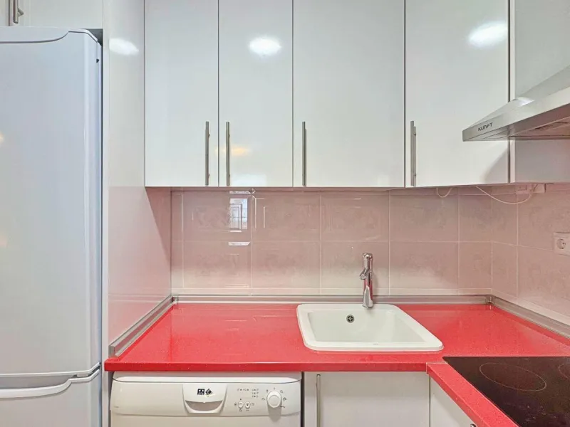 APARTMENT WITH LARGE TERRACE AND COMMUNITY SWIMMING POOL IN LA MATA. 1 BED. 1 BATH. AREA OF 45 M2.