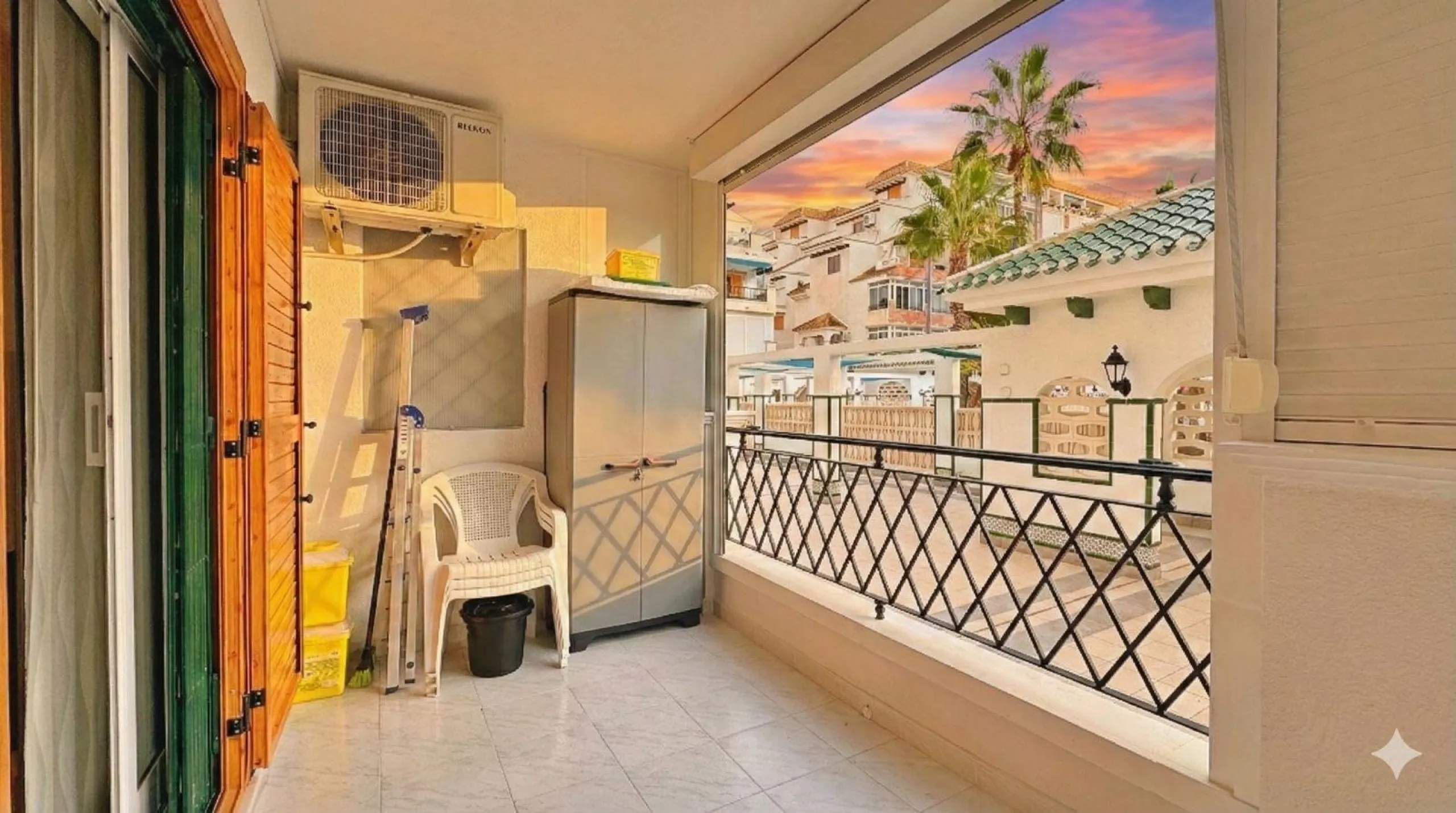APARTMENT WITH LARGE TERRACE AND COMMUNITY SWIMMING POOL IN LA MATA. 1 BED. 1 BATH. AREA OF 45 M2.