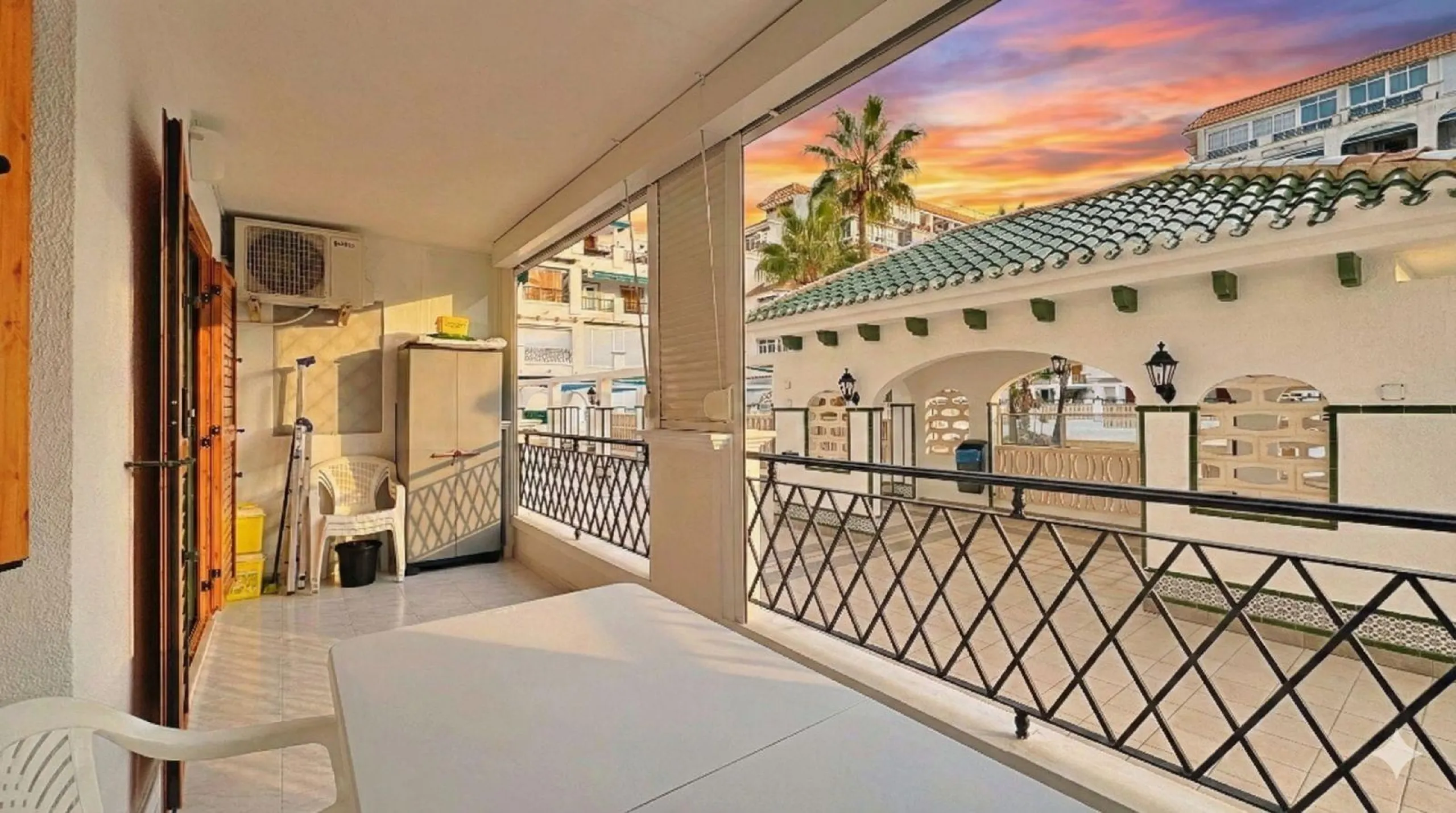 APARTMENT WITH LARGE TERRACE AND COMMUNITY SWIMMING POOL IN LA MATA. 1 BED. 1 BATH. AREA OF 45 M2.