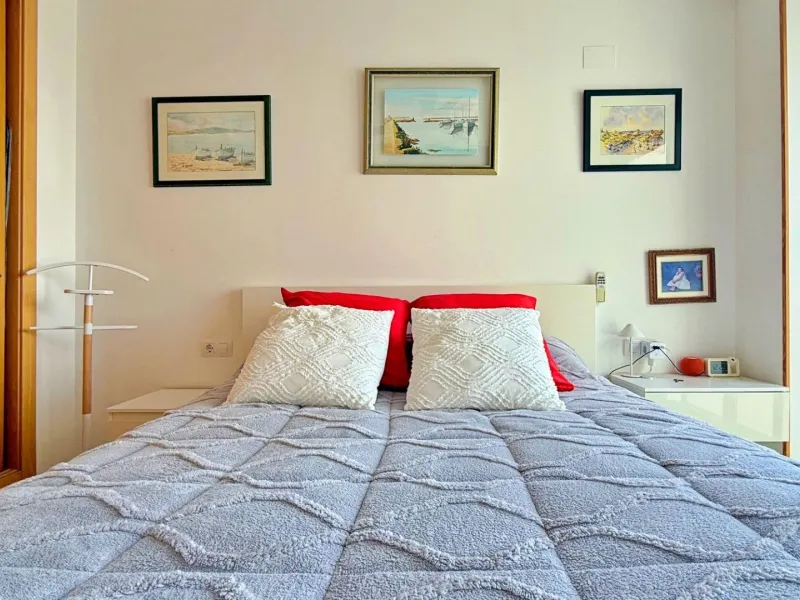 ÁTICO EN 'LOMAS DE CAMPOAMOR' CON SOLARIUM PRIVADO CON VISTAS AL MAR. GARAJE INCLUIDO, 2 DORMITORIOS Y 2 BAÑOS