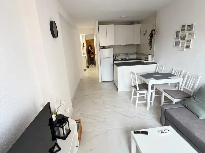 Apartamento Reformado con vista al mar