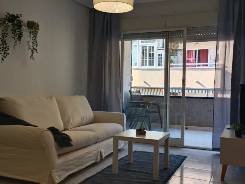 Amplio Apartamento en el Corazón de Torrevieja