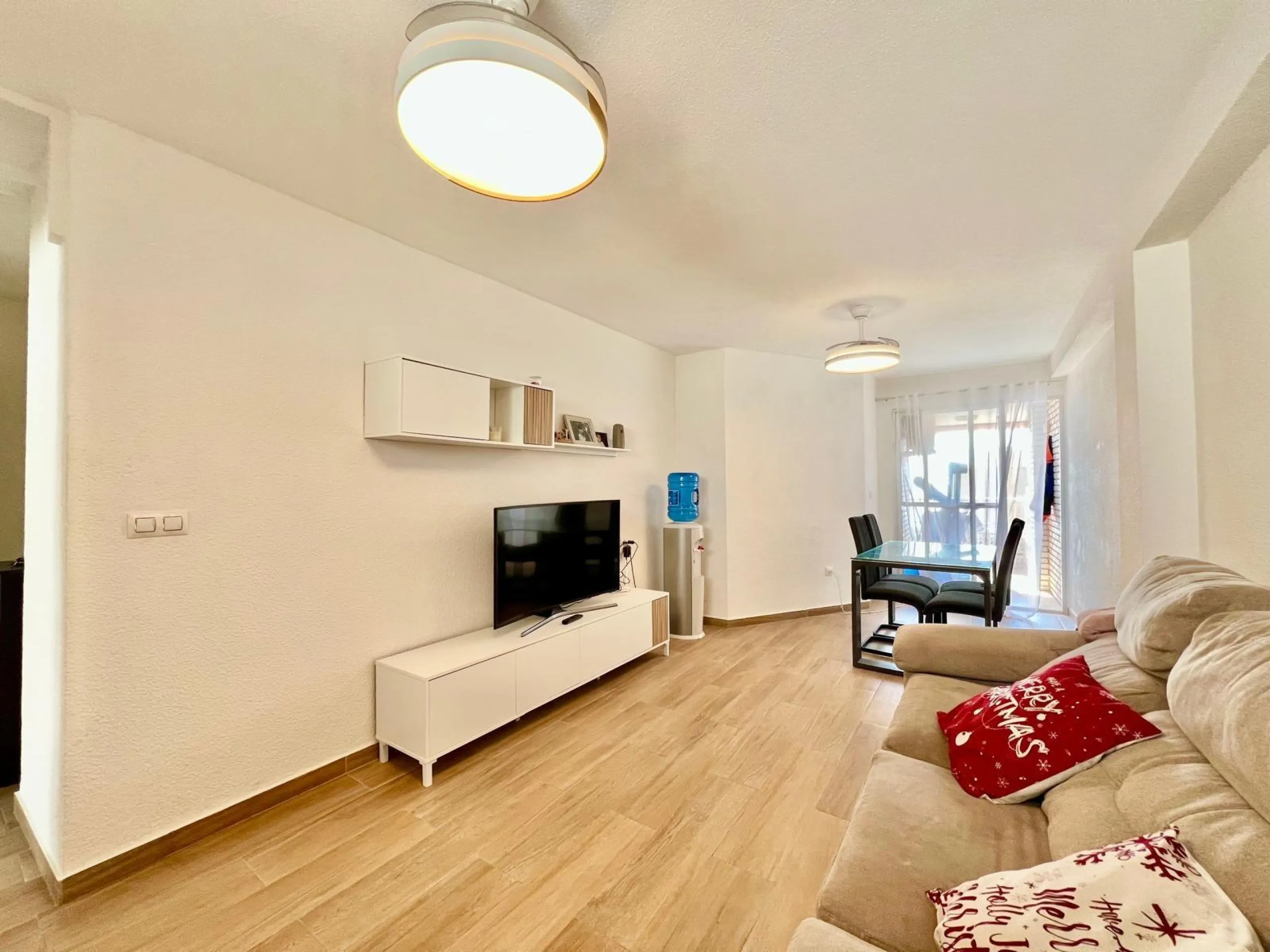 Charming Beachfront Penthouse in Torrevieja