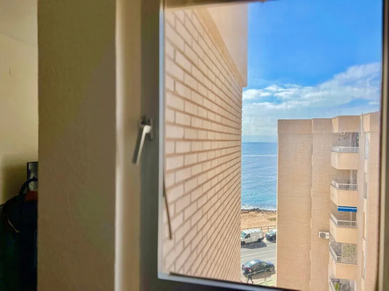 Charming Beachfront Penthouse in Torrevieja