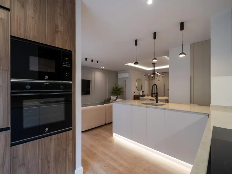 RENOVATED APARTMENT WITH TERRACE IN GOYA – SALAMANCA DISTRICT