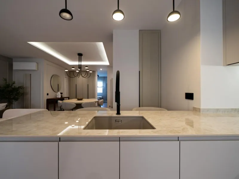 RENOVATED APARTMENT WITH TERRACE IN GOYA – SALAMANCA DISTRICT