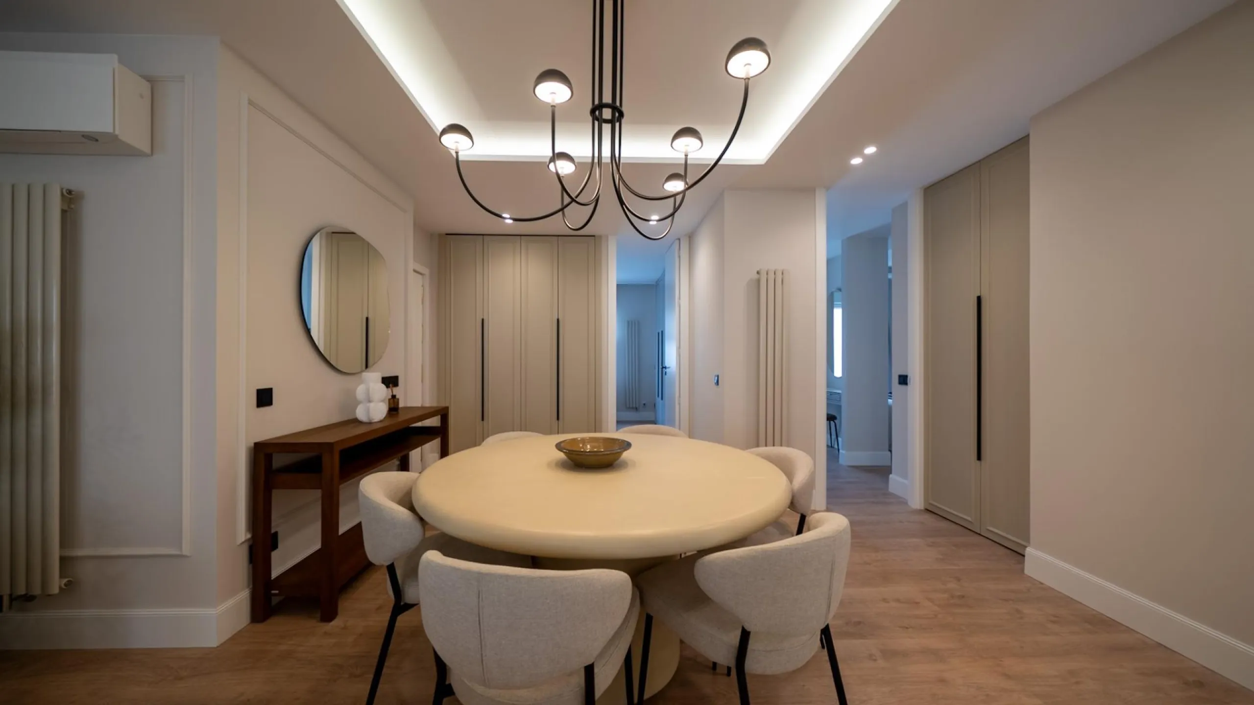 RENOVATED APARTMENT WITH TERRACE IN GOYA – SALAMANCA DISTRICT