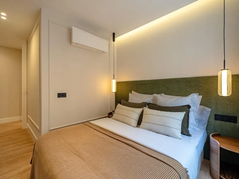 RENOVATED APARTMENT WITH TERRACE IN GOYA – SALAMANCA DISTRICT