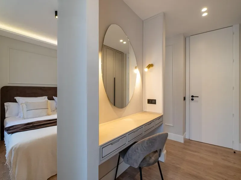 RENOVATED APARTMENT WITH TERRACE IN GOYA – SALAMANCA DISTRICT