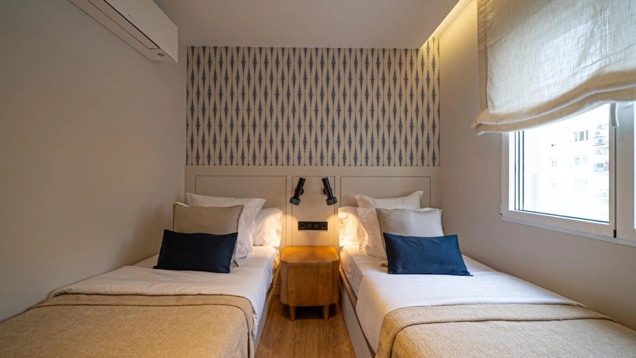 RENOVATED APARTMENT WITH TERRACE IN GOYA – SALAMANCA DISTRICT