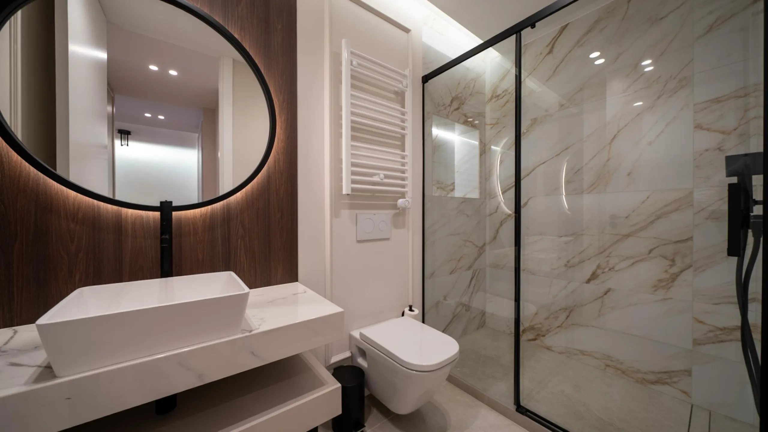 RENOVATED APARTMENT WITH TERRACE IN GOYA – SALAMANCA DISTRICT