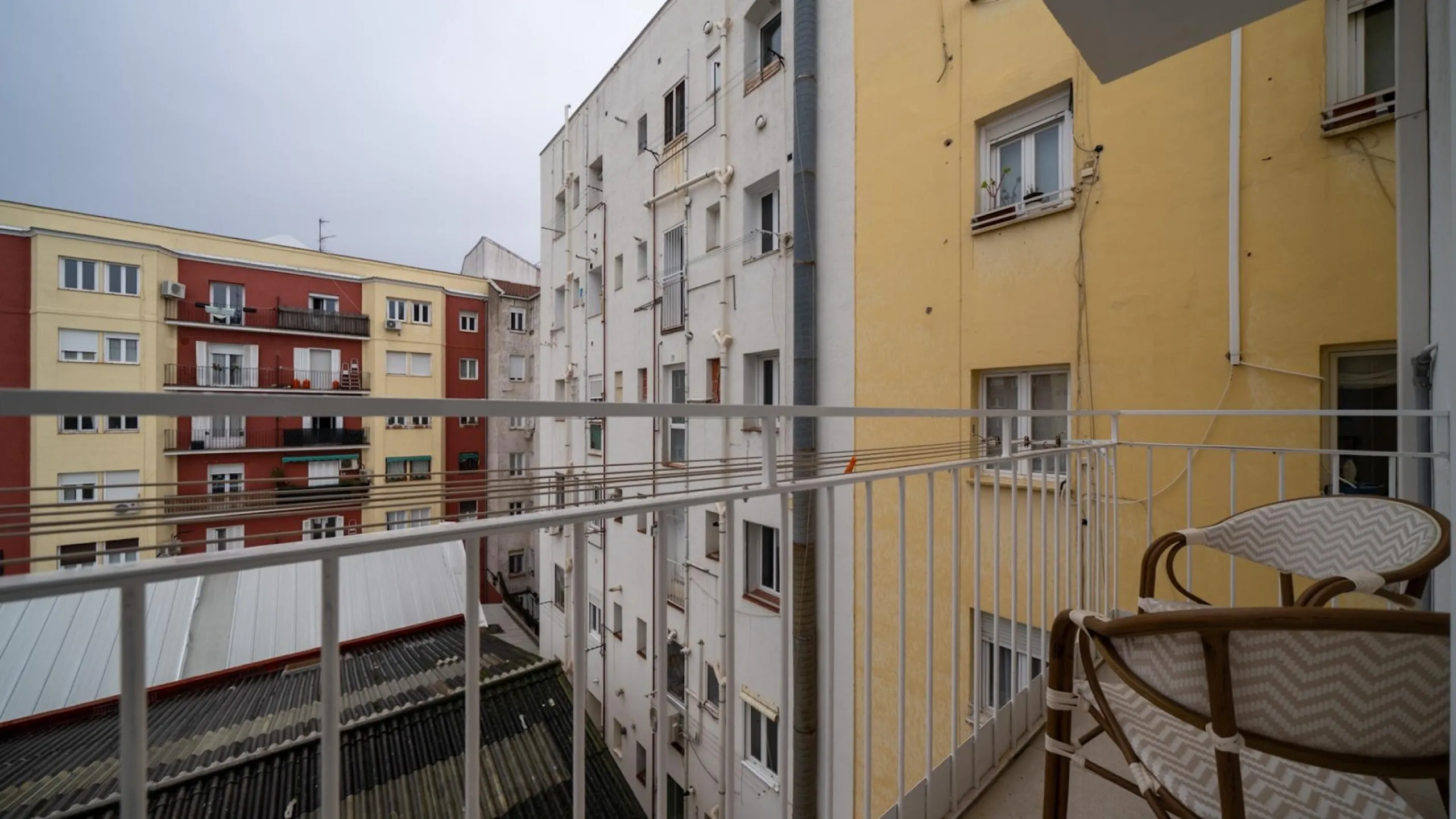 RENOVATED APARTMENT WITH TERRACE IN GOYA – SALAMANCA DISTRICT