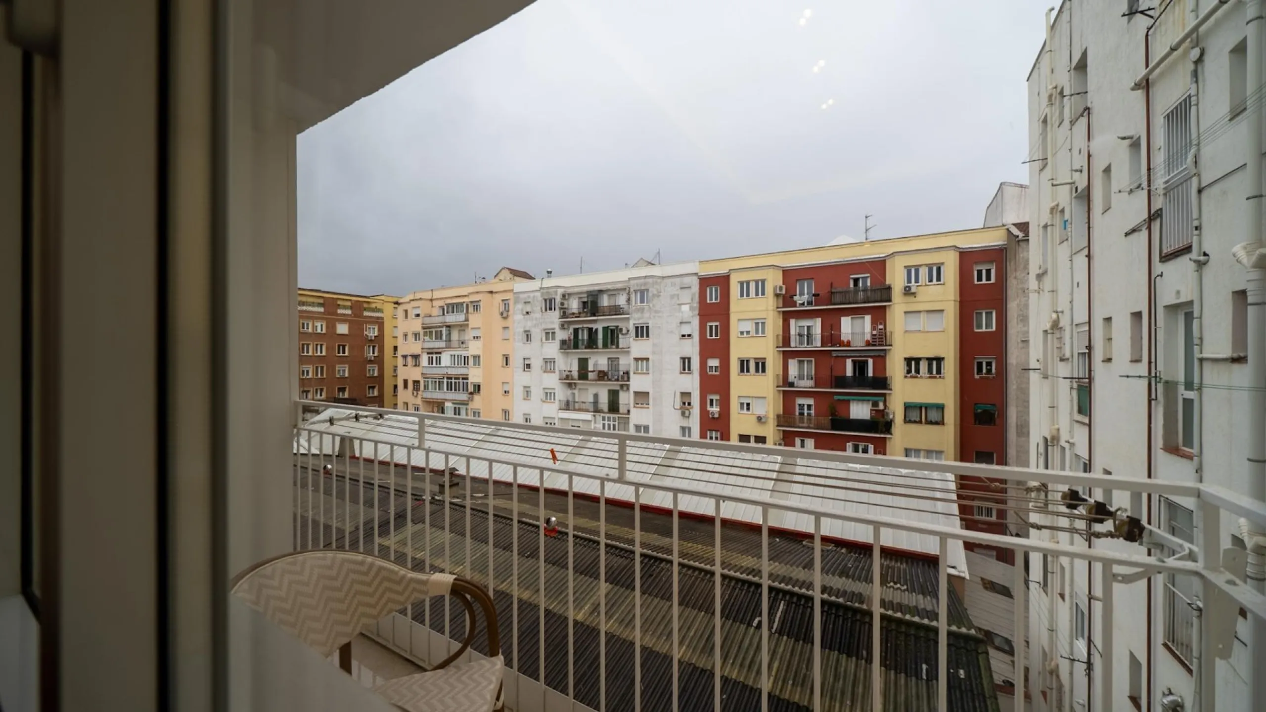 RENOVATED APARTMENT WITH TERRACE IN GOYA – SALAMANCA DISTRICT