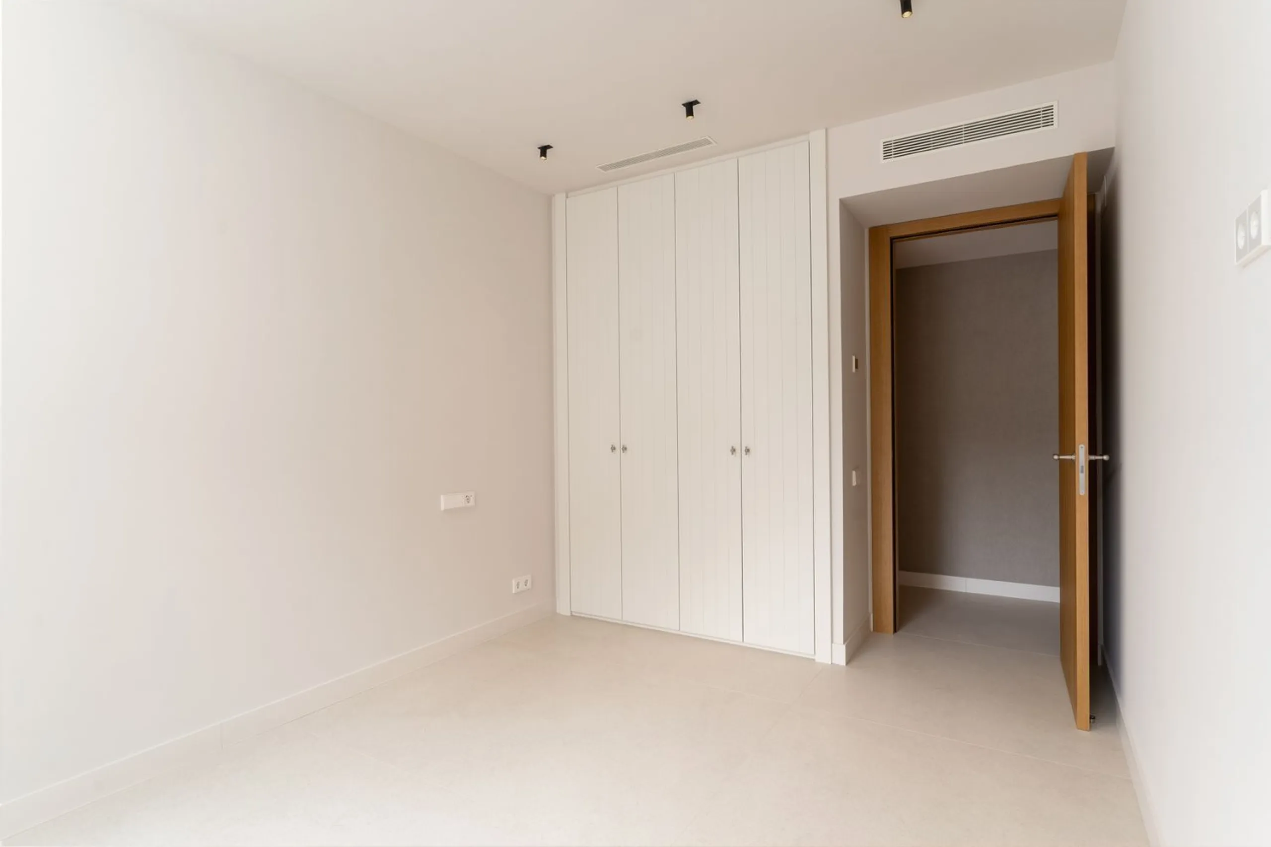 Apartments in a New Residential Complex in the Sarria-Sant Gervasi Area, Barcelona