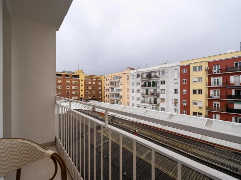RENOVATED APARTMENT WITH TERRACE IN GOYA – SALAMANCA DISTRICT