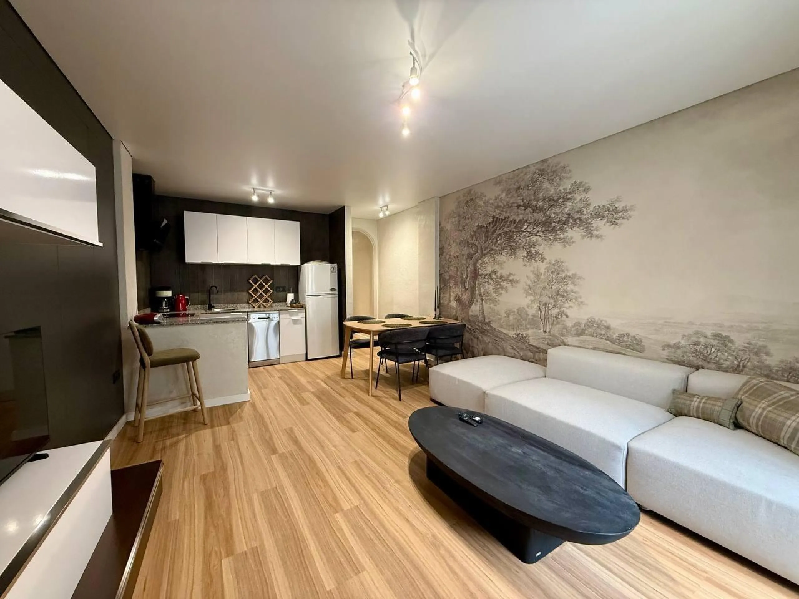 Exclusivo 1 dormitorio y 1 baño apartamento en Avenida Habaneras con reforma, 300 m. de la playa