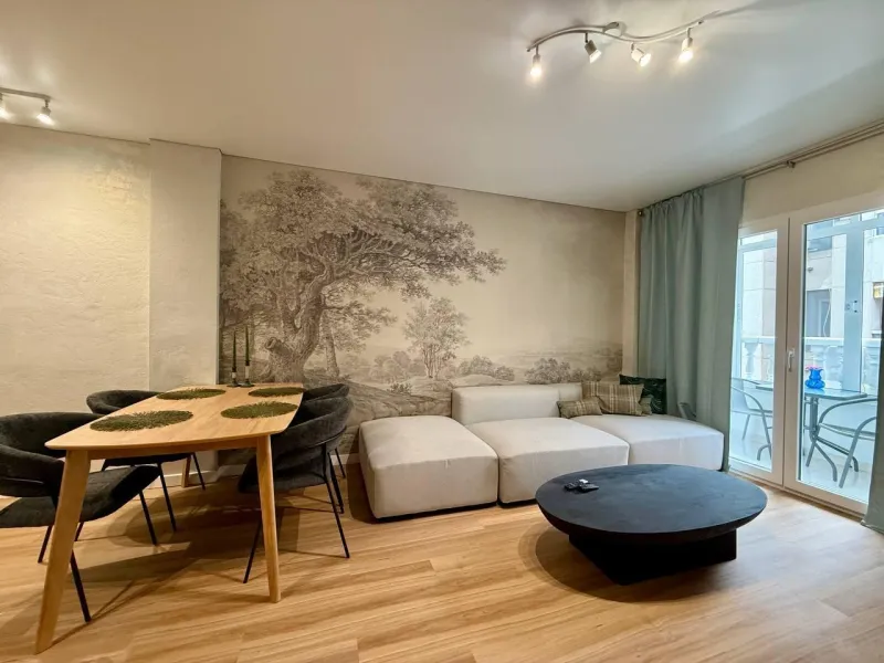 Exclusivo 1 dormitorio y 1 baño apartamento en Avenida Habaneras con reforma, 300 m. de la playa