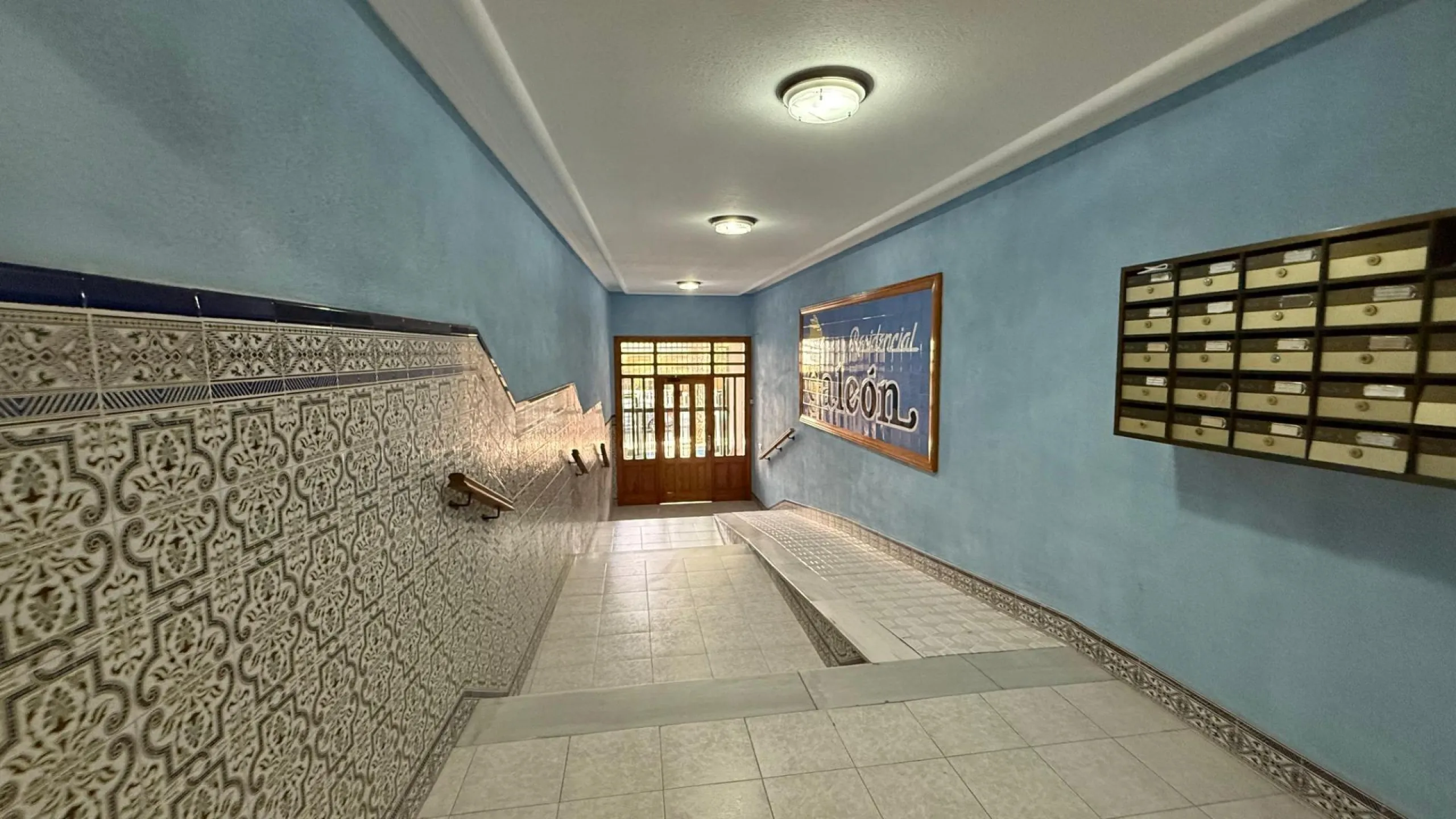 Exclusivo 1 dormitorio y 1 baño apartamento en Avenida Habaneras con reforma, 300 m. de la playa