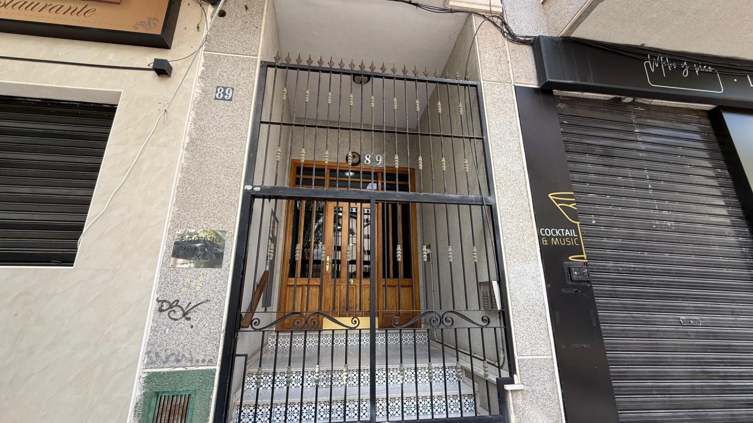 Exclusivo 1 dormitorio y 1 baño apartamento en Avenida Habaneras con reforma, 300 m. de la playa