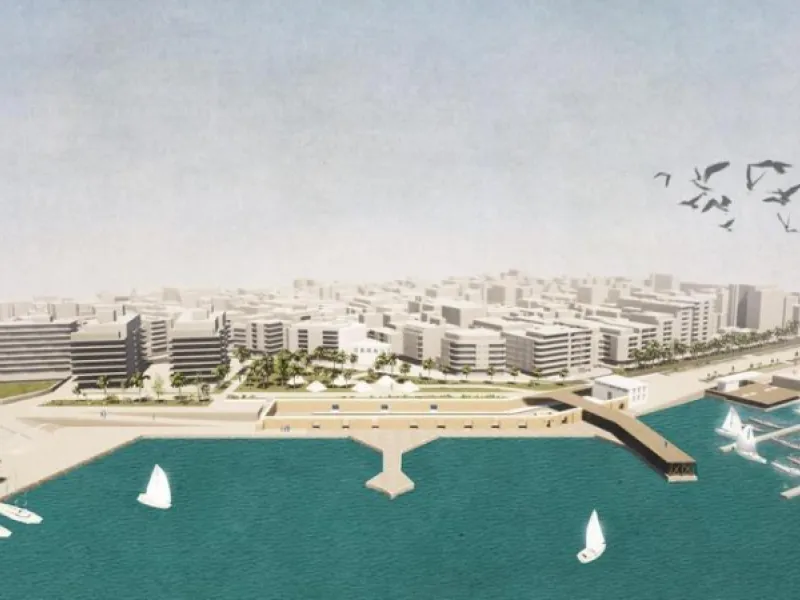 COMMERCIAL SPACE ON THE PROMENADE