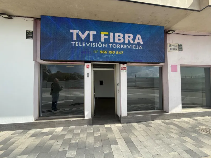 COMMERCIAL SPACE ON THE PROMENADE