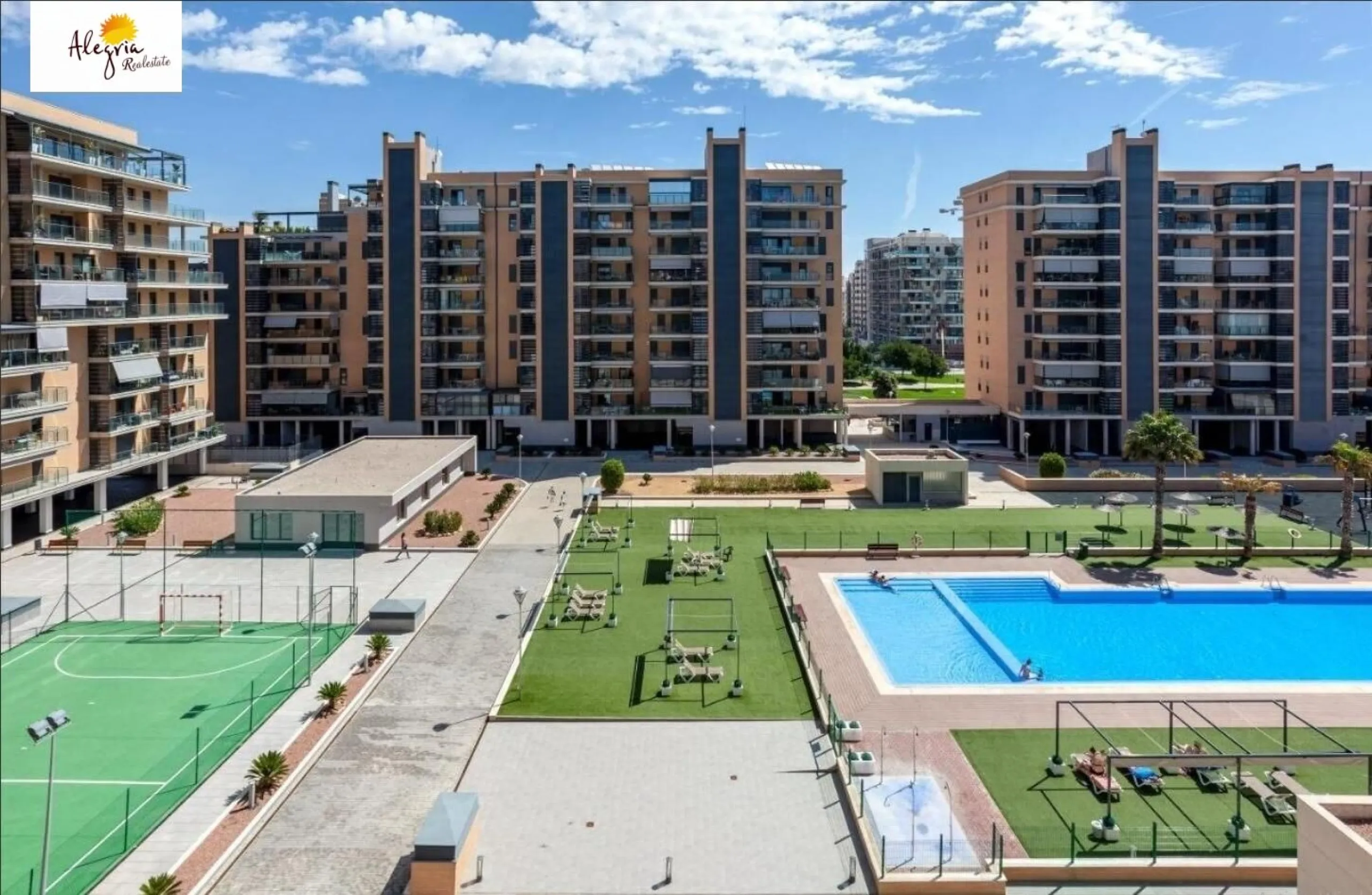 Espectacular Vivienda en el PAU 5, a 500 metros del mar