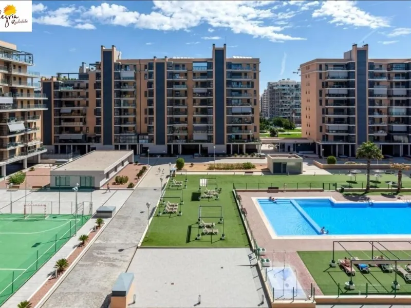 Espectacular Vivienda en el PAU 5, a 500 metros del mar