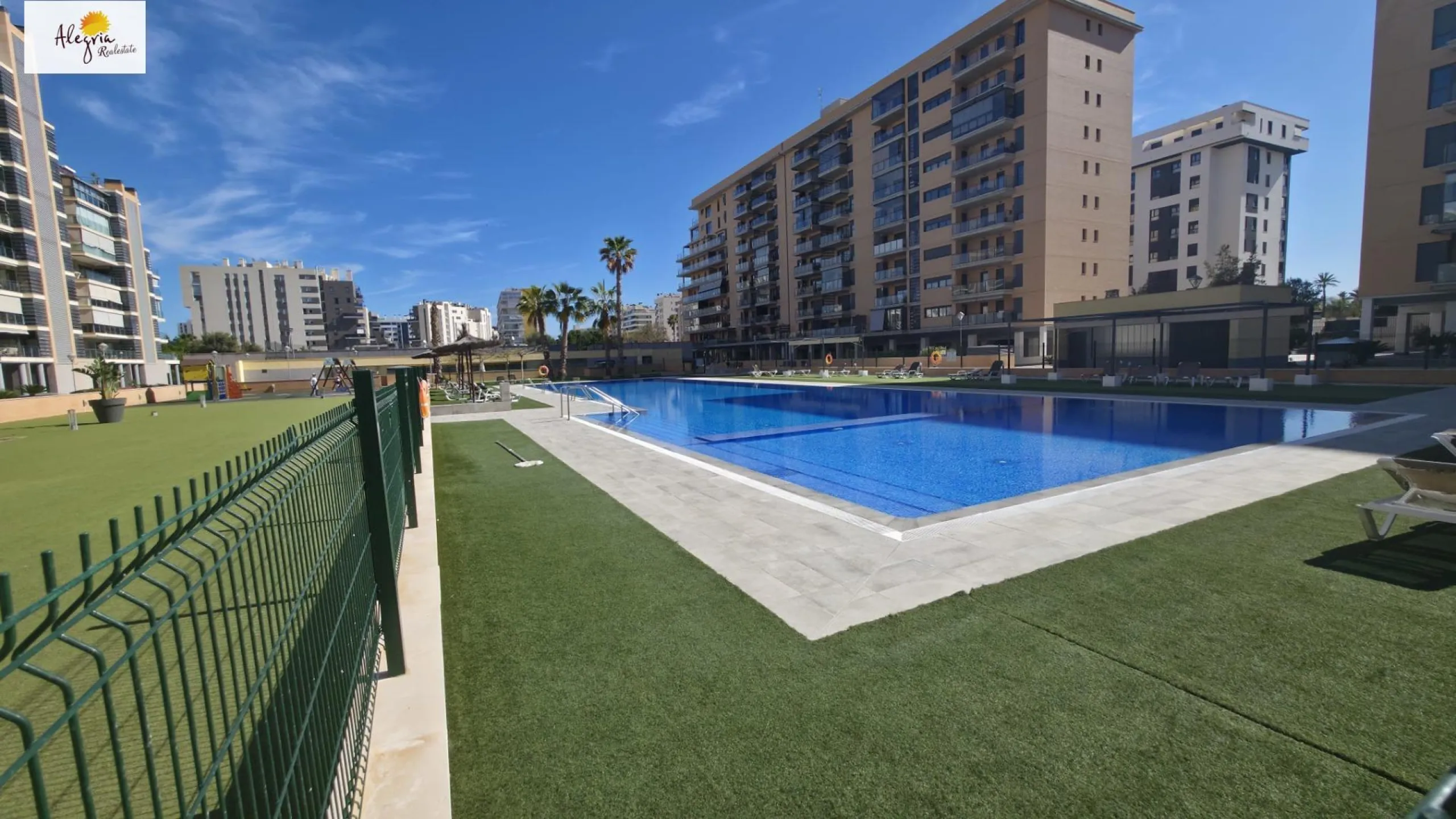Espectacular Vivienda en el PAU 5, a 500 metros del mar
