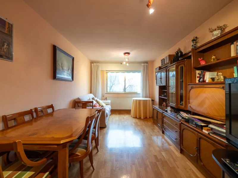 FANTASTIC EXTERIOR APARTMENT ON THE THIRD FLOOR IN TRES OLIVOS - VALVERDE, MADRID