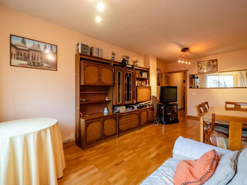 FANTASTIC EXTERIOR APARTMENT ON THE THIRD FLOOR IN TRES OLIVOS - VALVERDE, MADRID