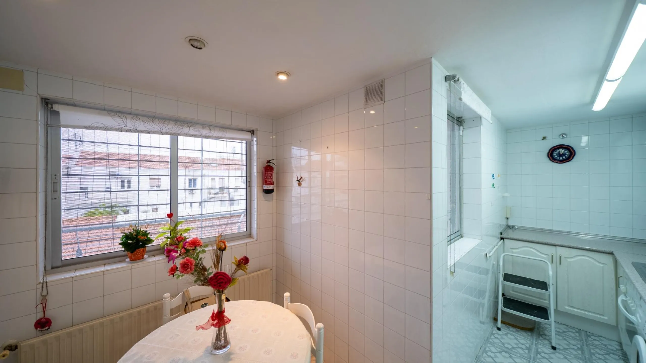 FANTASTIC EXTERIOR APARTMENT ON THE THIRD FLOOR IN TRES OLIVOS - VALVERDE, MADRID