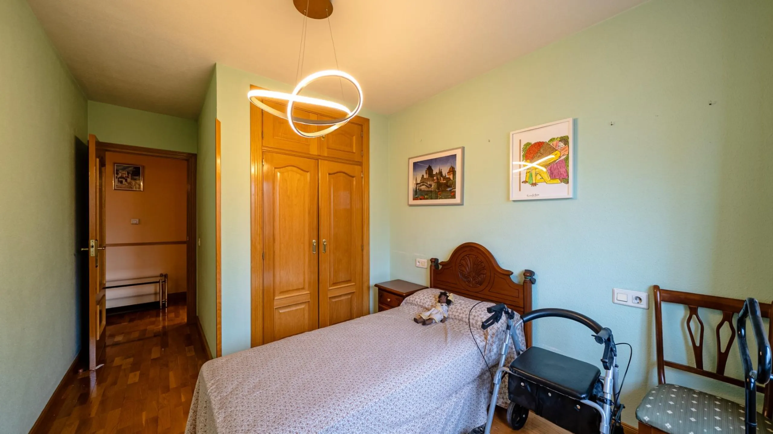 FANTASTIC EXTERIOR APARTMENT ON THE THIRD FLOOR IN TRES OLIVOS - VALVERDE, MADRID
