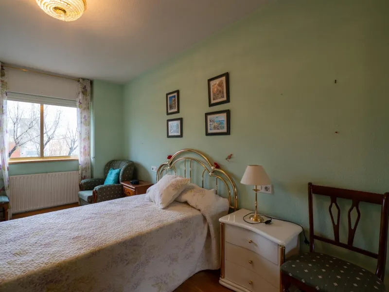 FANTASTIC EXTERIOR APARTMENT ON THE THIRD FLOOR IN TRES OLIVOS - VALVERDE, MADRID