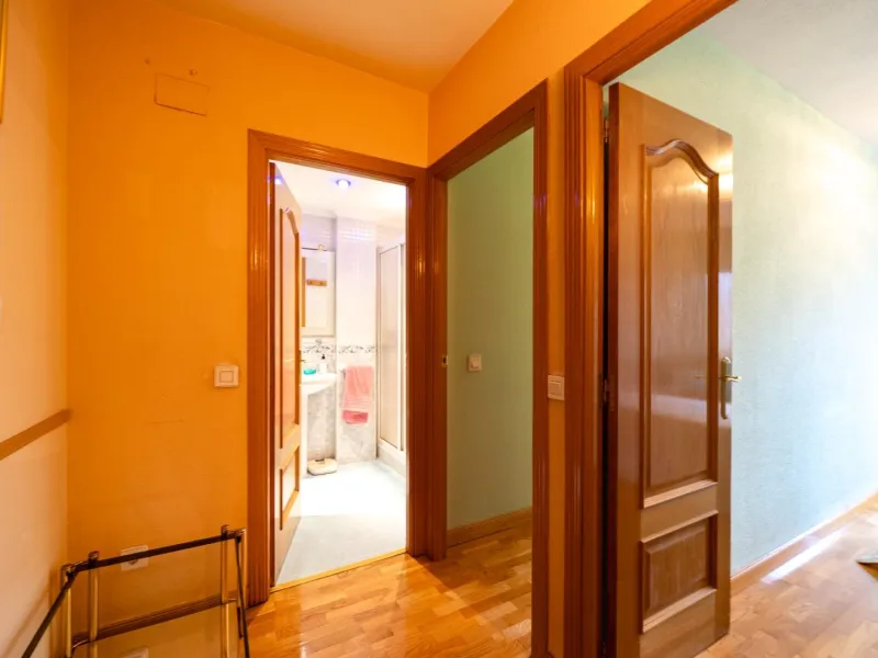 FANTASTIC EXTERIOR APARTMENT ON THE THIRD FLOOR IN TRES OLIVOS - VALVERDE, MADRID