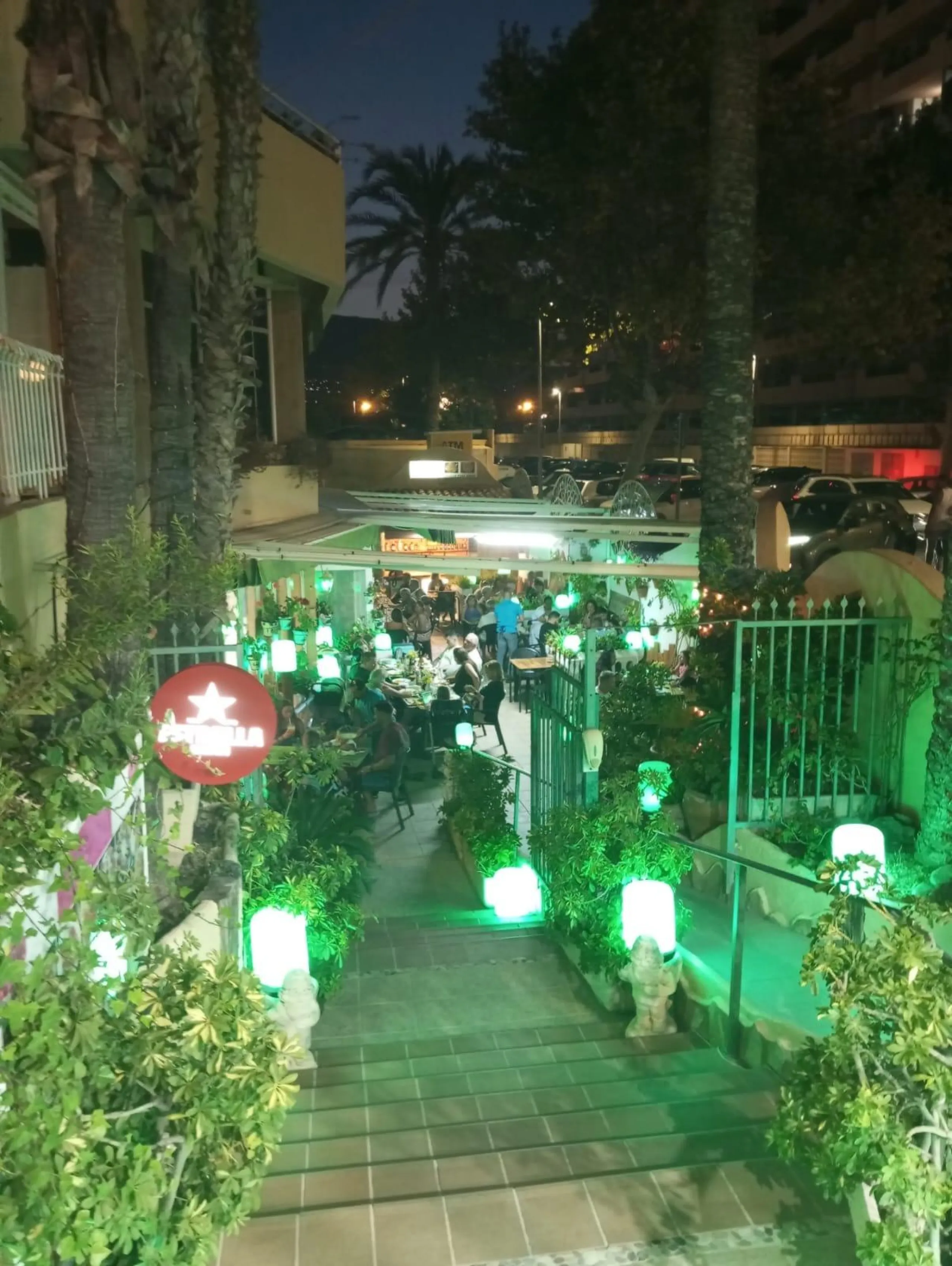 Restaurant on the Frontline of La Fosa Beach, Calpe – Business Ready to Start