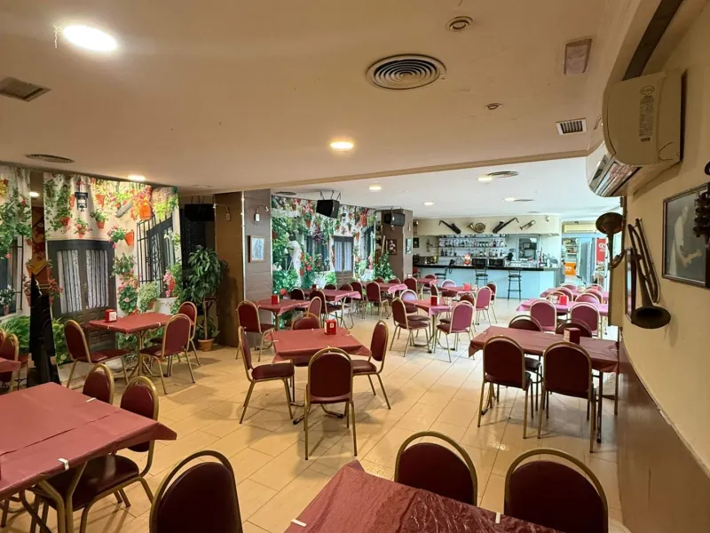 Restaurant on the Frontline of La Fosa Beach, Calpe – Business Ready to Start