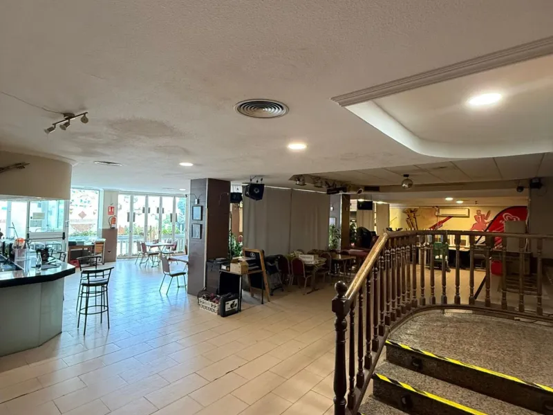 Restaurant on the Frontline of La Fosa Beach, Calpe – Business Ready to Start