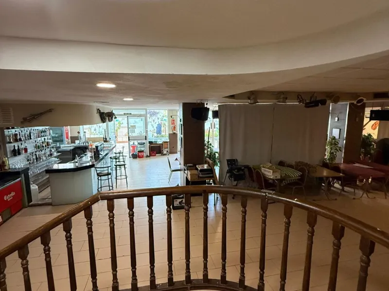 Restaurant on the Frontline of La Fosa Beach, Calpe – Business Ready to Start
