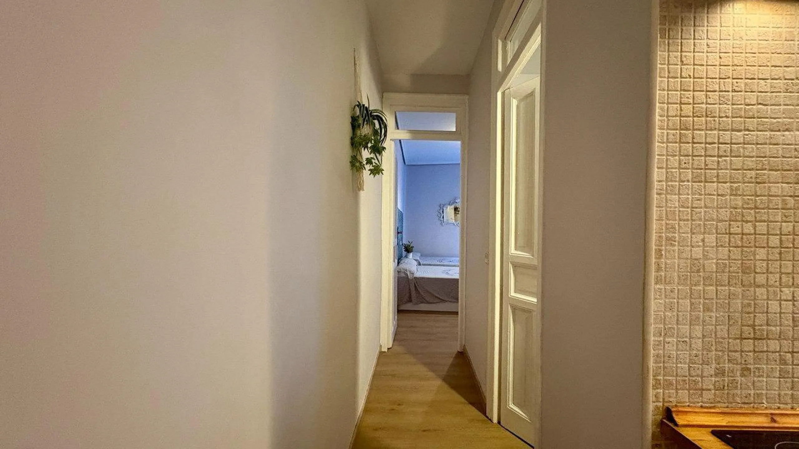 VIVIENDA REFORMADA EN EL HISTÓRICO BARRIO DE PALACIO, EN EL CORAZÓN DE MADRID