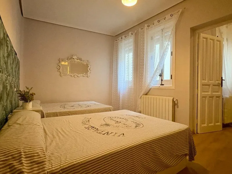 VIVIENDA REFORMADA EN EL HISTÓRICO BARRIO DE PALACIO, EN EL CORAZÓN DE MADRID