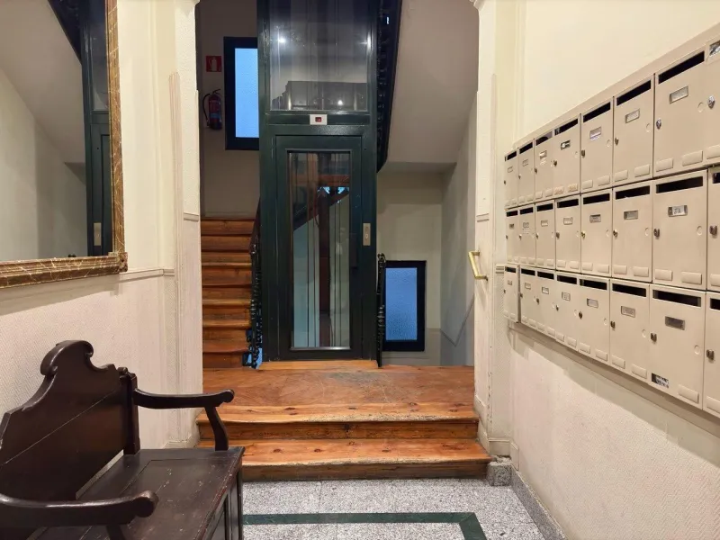 VIVIENDA REFORMADA EN EL HISTÓRICO BARRIO DE PALACIO, EN EL CORAZÓN DE MADRID