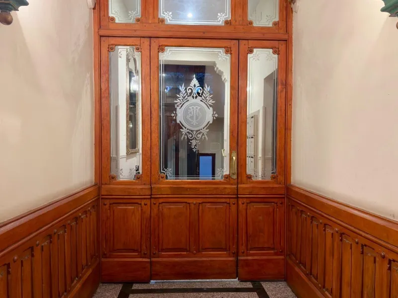 VIVIENDA REFORMADA EN EL HISTÓRICO BARRIO DE PALACIO, EN EL CORAZÓN DE MADRID