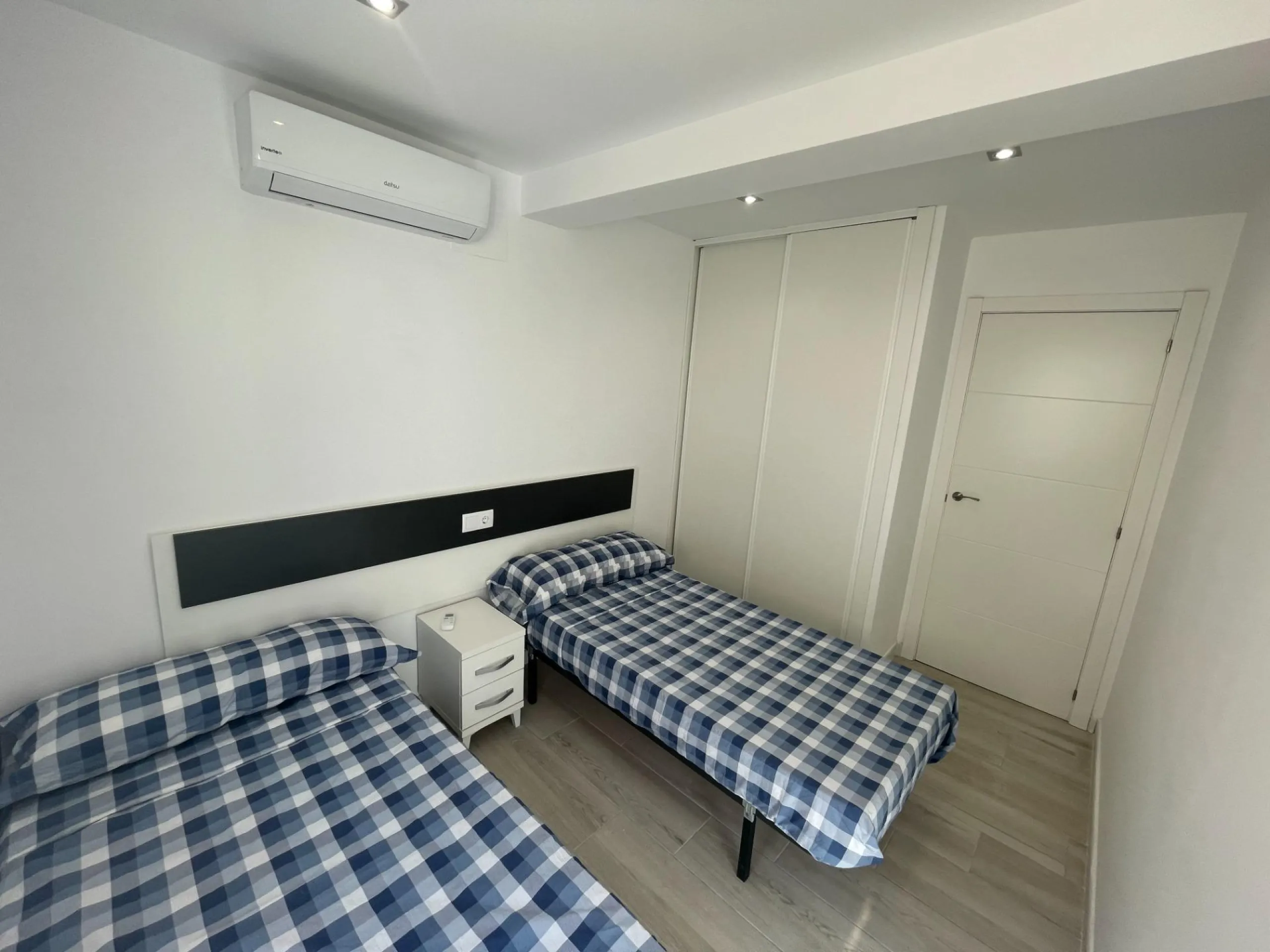 BONITO BUNGALOW REFORMADO CON PISCINA PRIVADA EN CABO ROIG : 3 hab, 1 baño