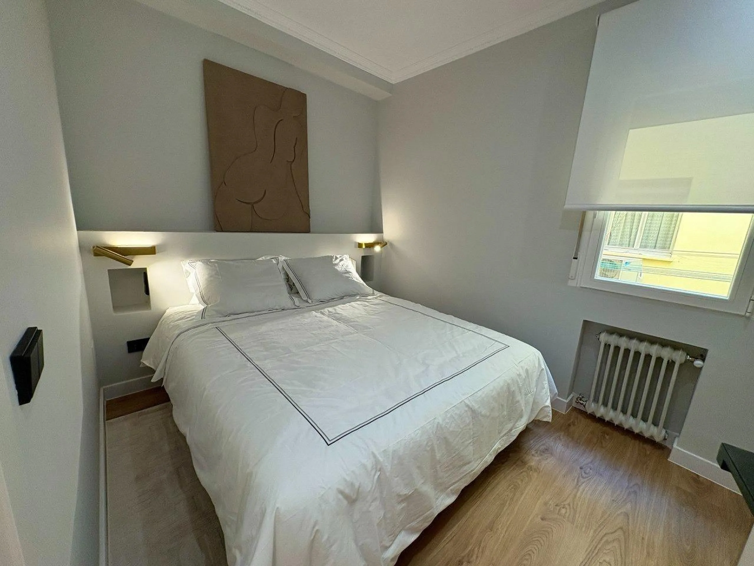 ELEGANTE VIVIENDA EXTERIOR REFORMADA CON ORIENTACIÓN SUR EN EL BARRIO DE SALAMANCA