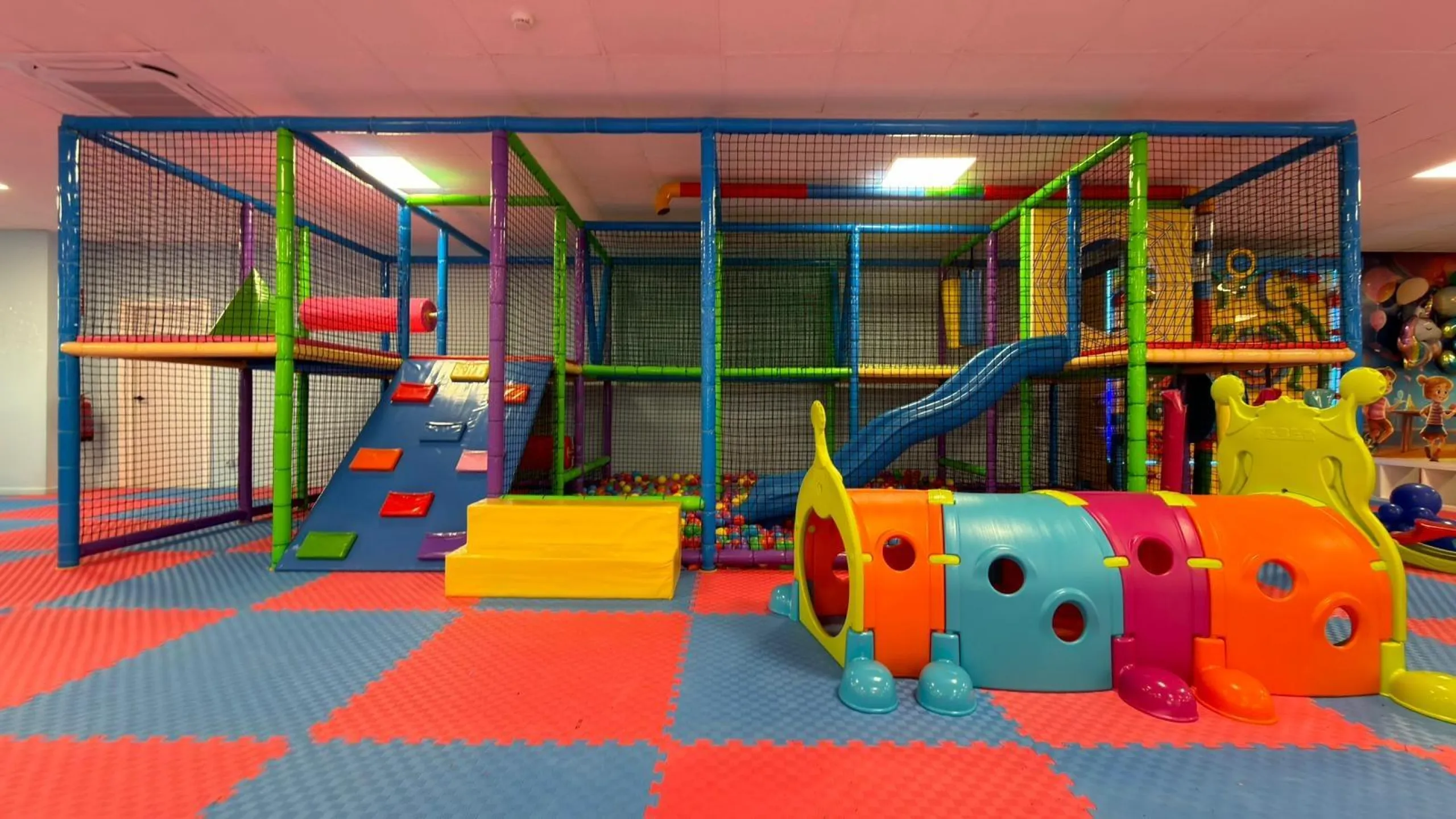 Transfer of Leisure Center in Finestrat – Investment ready to generate income and a project to enjoy