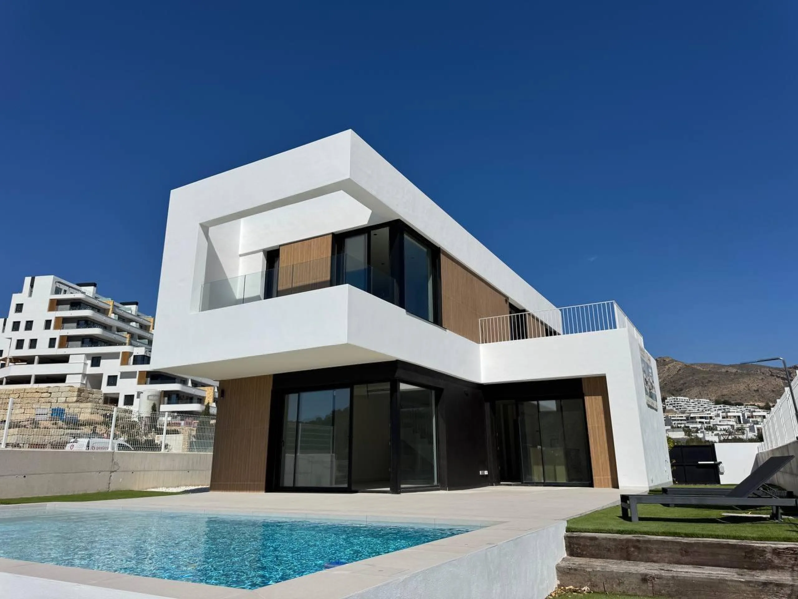 Luxury Villa in Balcón de Finestrat: A Private Paradise 🌅🏡