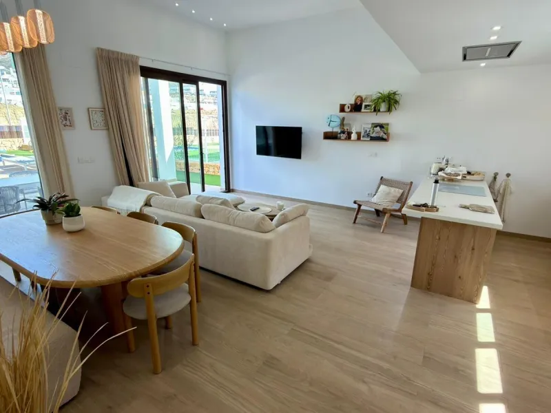 🏡 Modern villa for sale in Finestrat